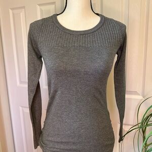 Grane Gray Women's Sweater